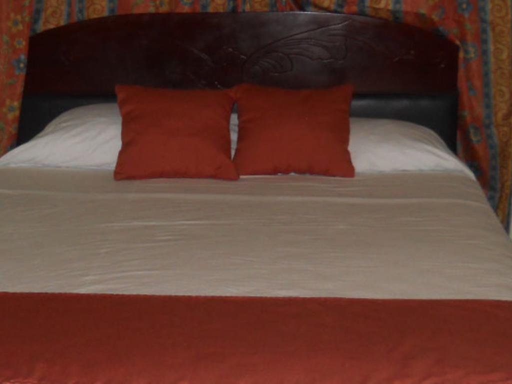 Tropical Court Inn New Kingston Pokój zdjęcie