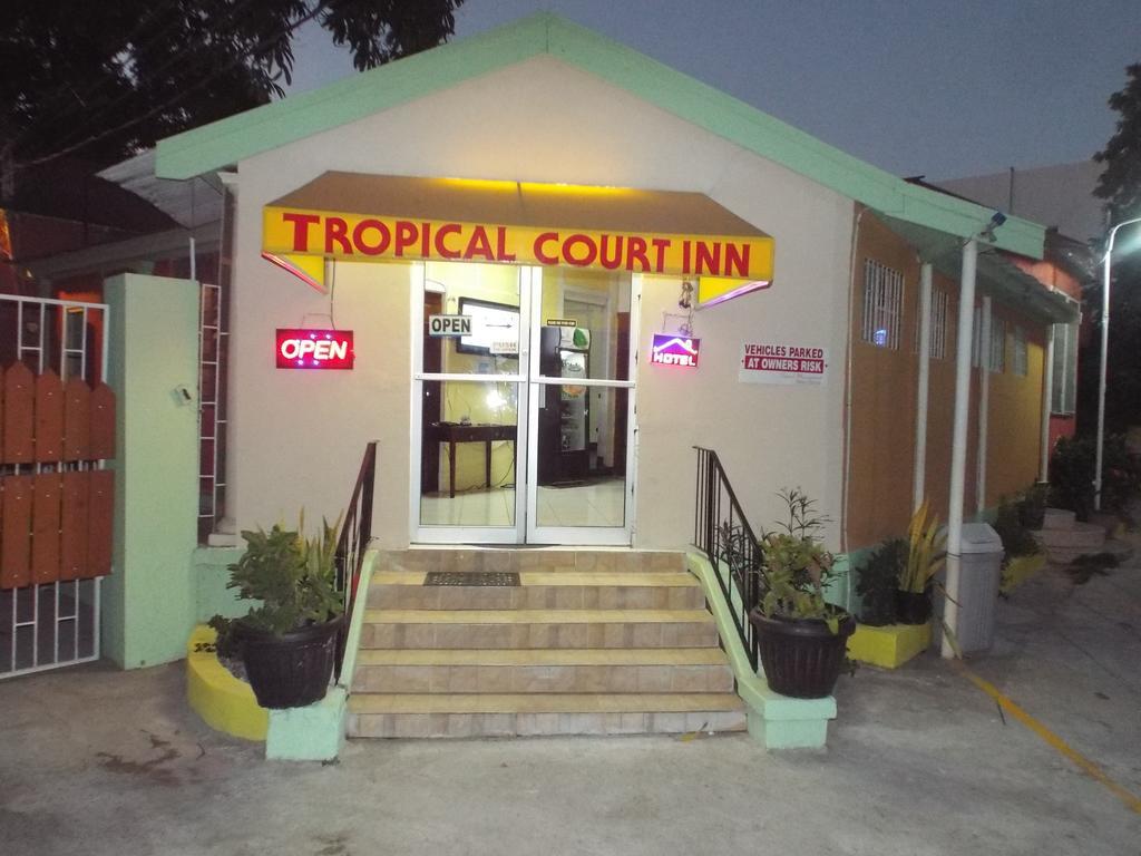 Tropical Court Inn New Kingston Zewnętrze zdjęcie