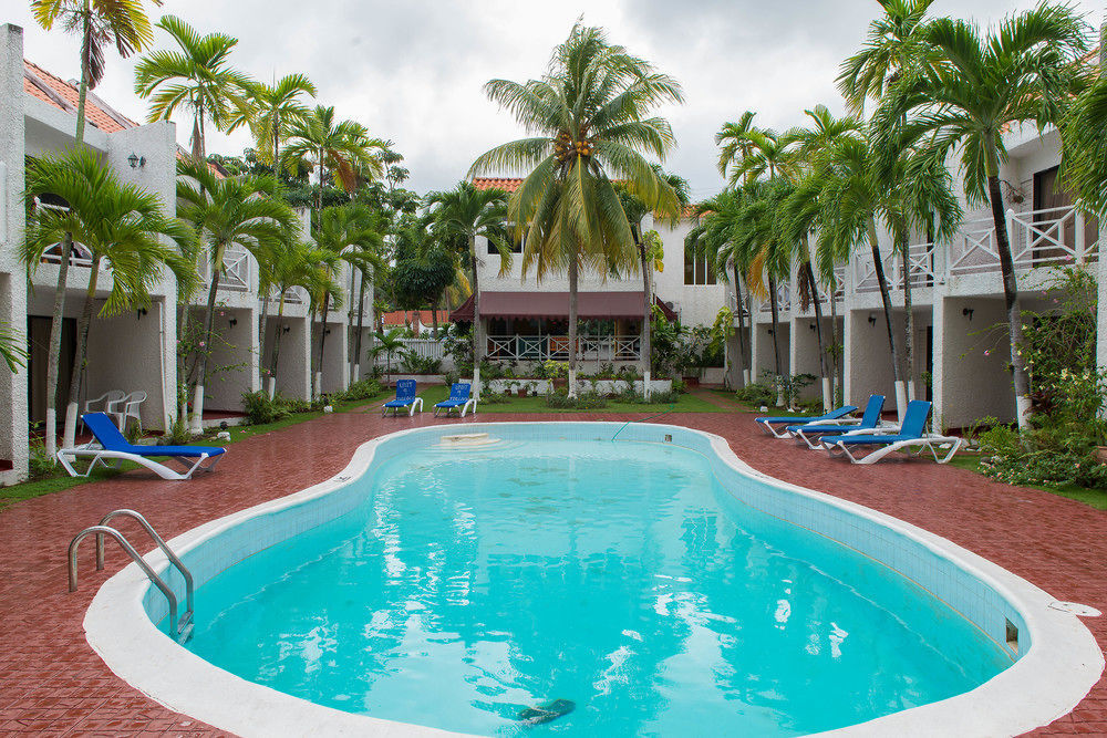 Tropical Court Inn New Kingston Zewnętrze zdjęcie